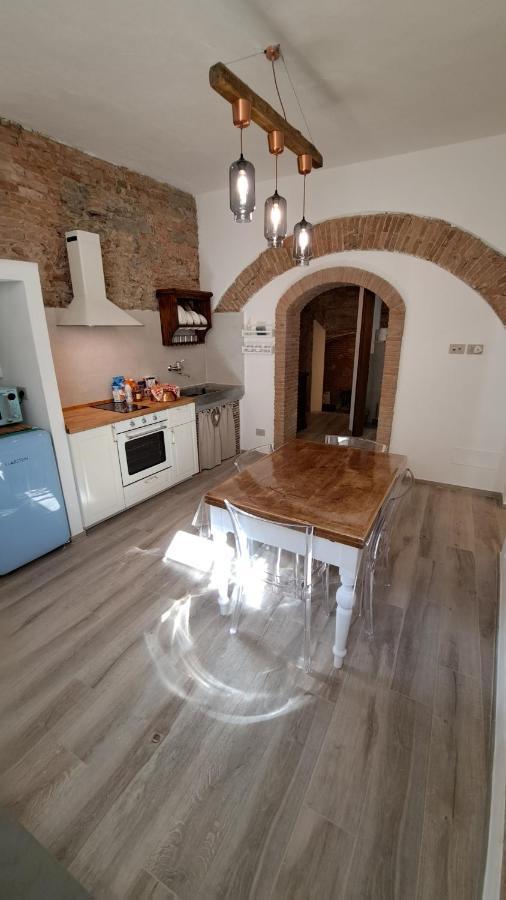 Casina Di Alice Apartment Винчи Екстериор снимка