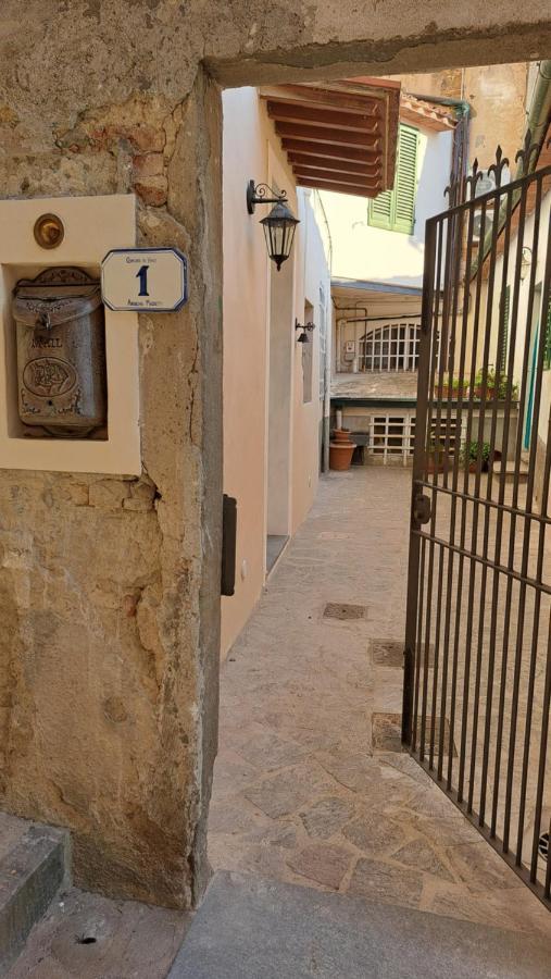Casina Di Alice Apartment Винчи Екстериор снимка