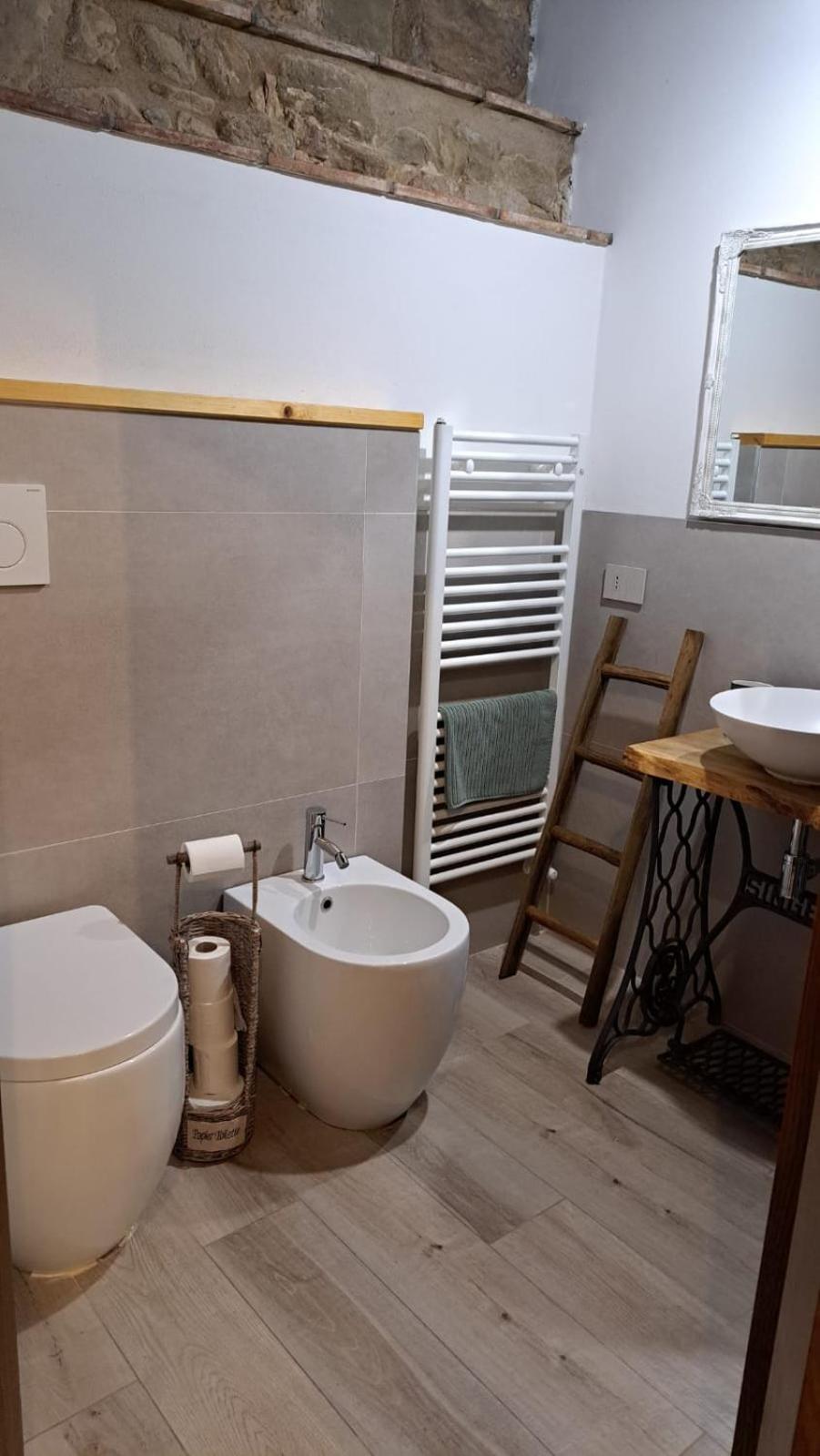 Casina Di Alice Apartment Винчи Екстериор снимка