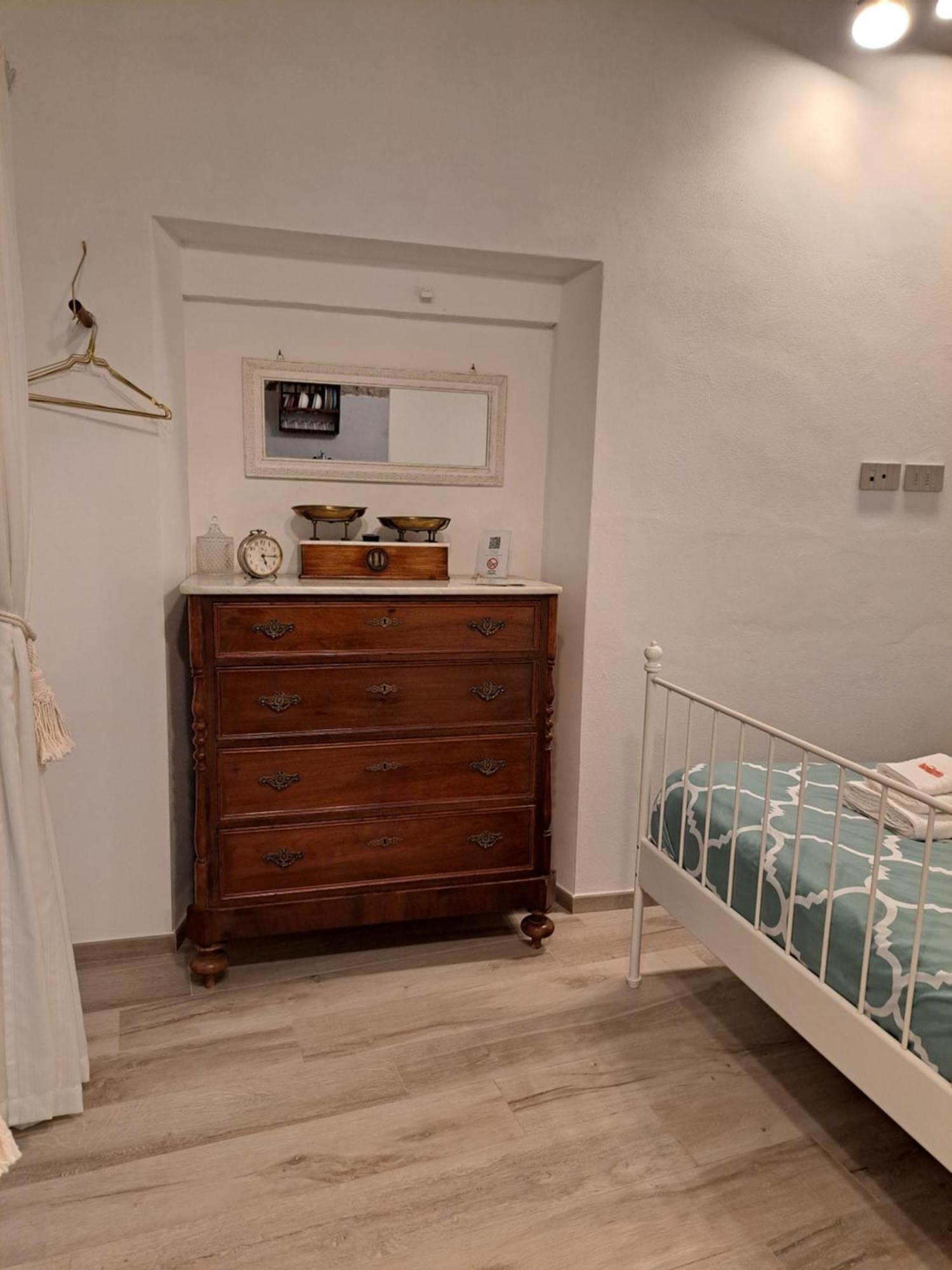 Casina Di Alice Apartment Винчи Екстериор снимка