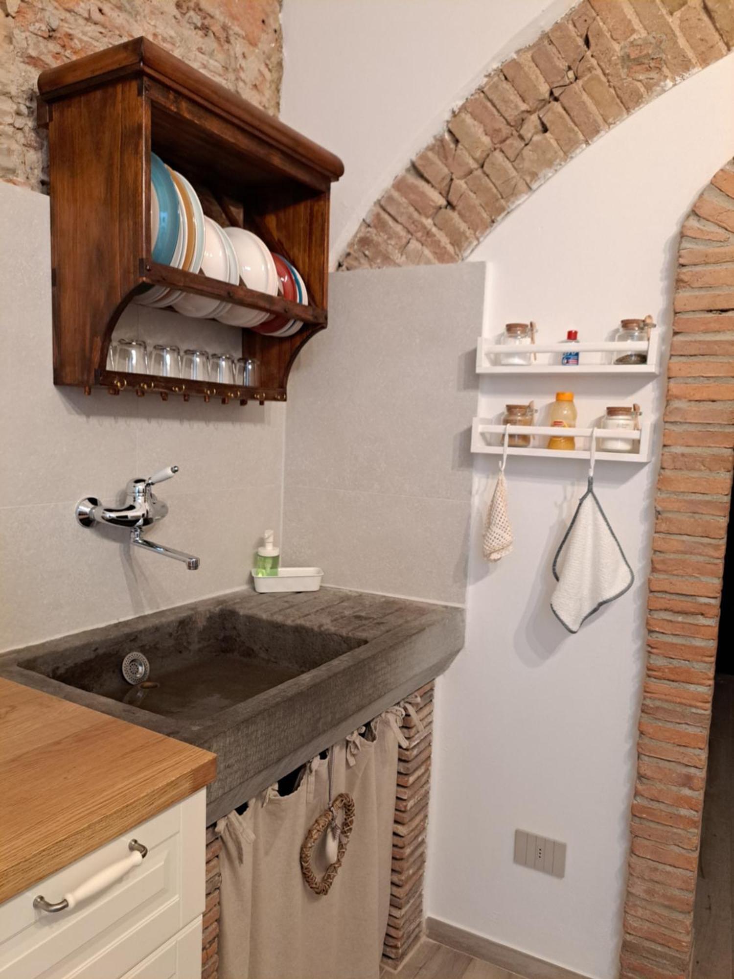 Casina Di Alice Apartment Винчи Екстериор снимка